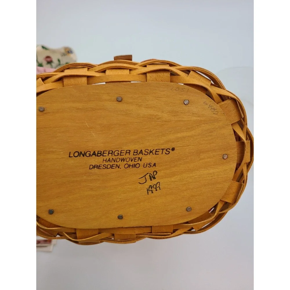 VTG 1999 Mothers Day Tea for Two Basket by Longaberger